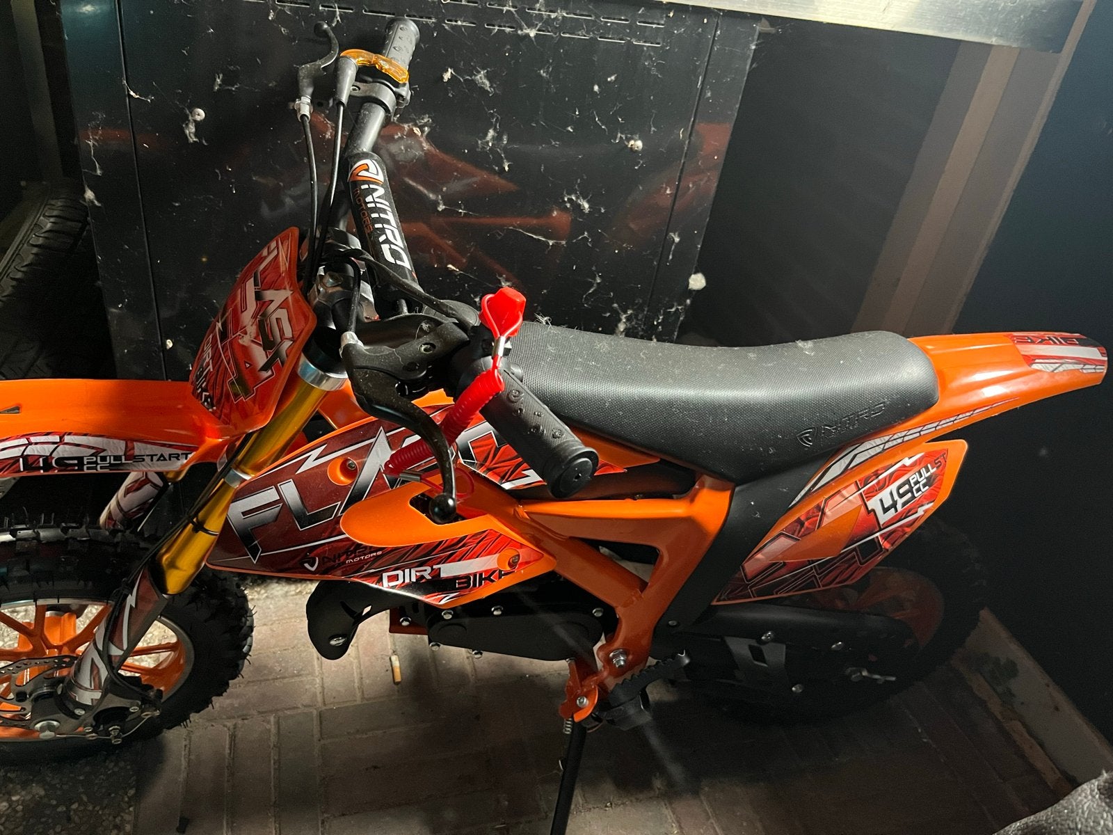 Oranje Flash 50cc Dirtbike - Zo goed als nieuw, Ophalen, Zo goed als nieuw, Schijfrem, Pitbike