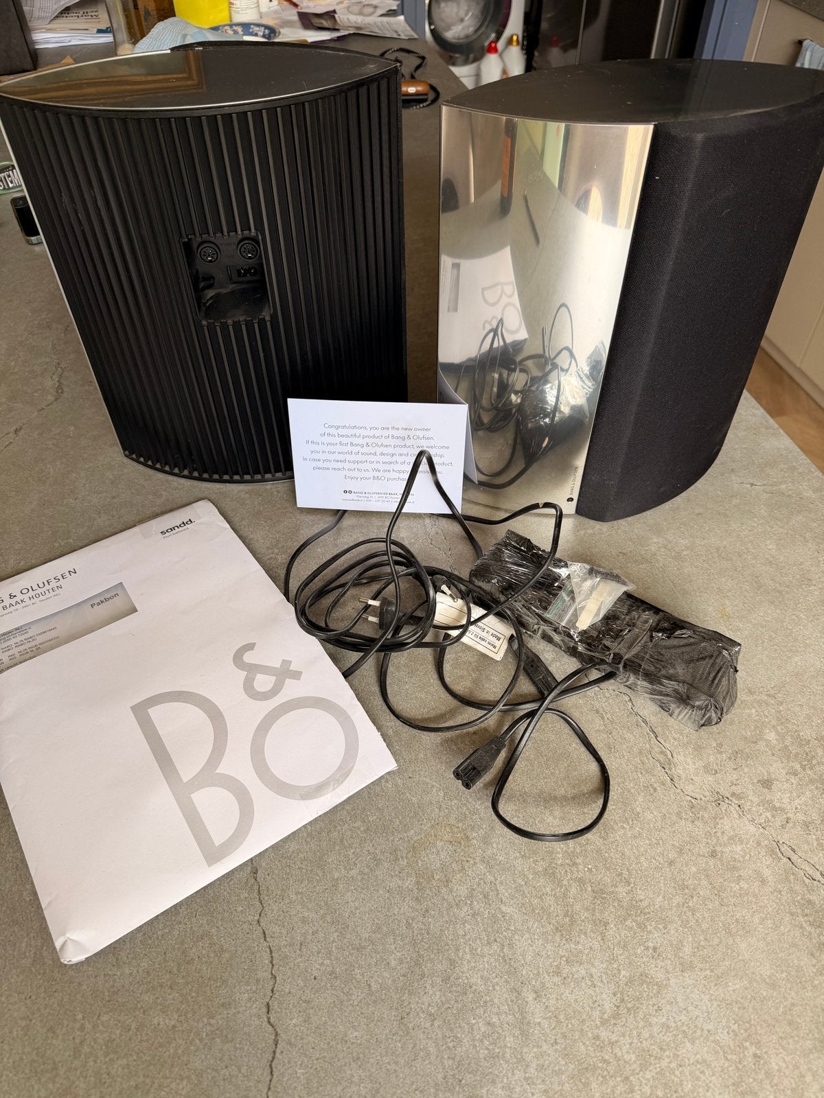 Bang & Olufsen BeoLab 4000 Speaker Set - Aluminium/Zwart, Speakerset, Ophalen of Verzenden, Zo goed als nieuw, 60 tot 120 watt