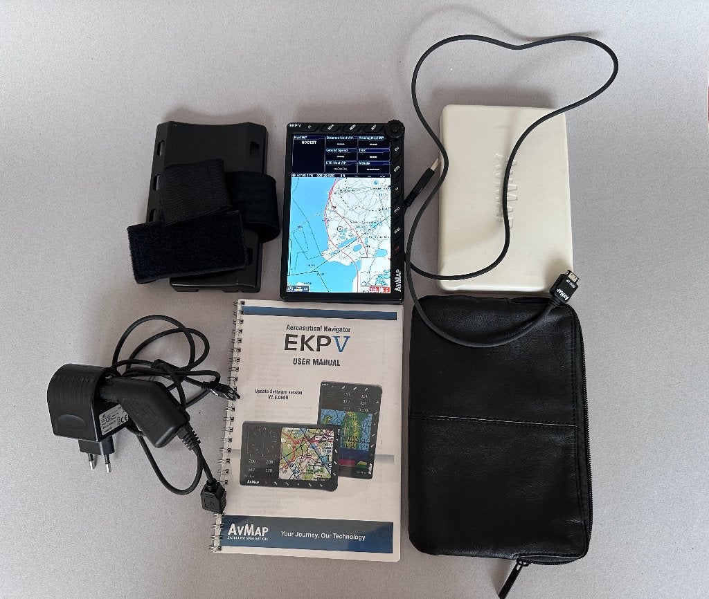 AvMap aviation GPS, Verzamelen, Luchtvaart en Vliegtuigspotten, Ophalen, Gebruikt, Overige typen