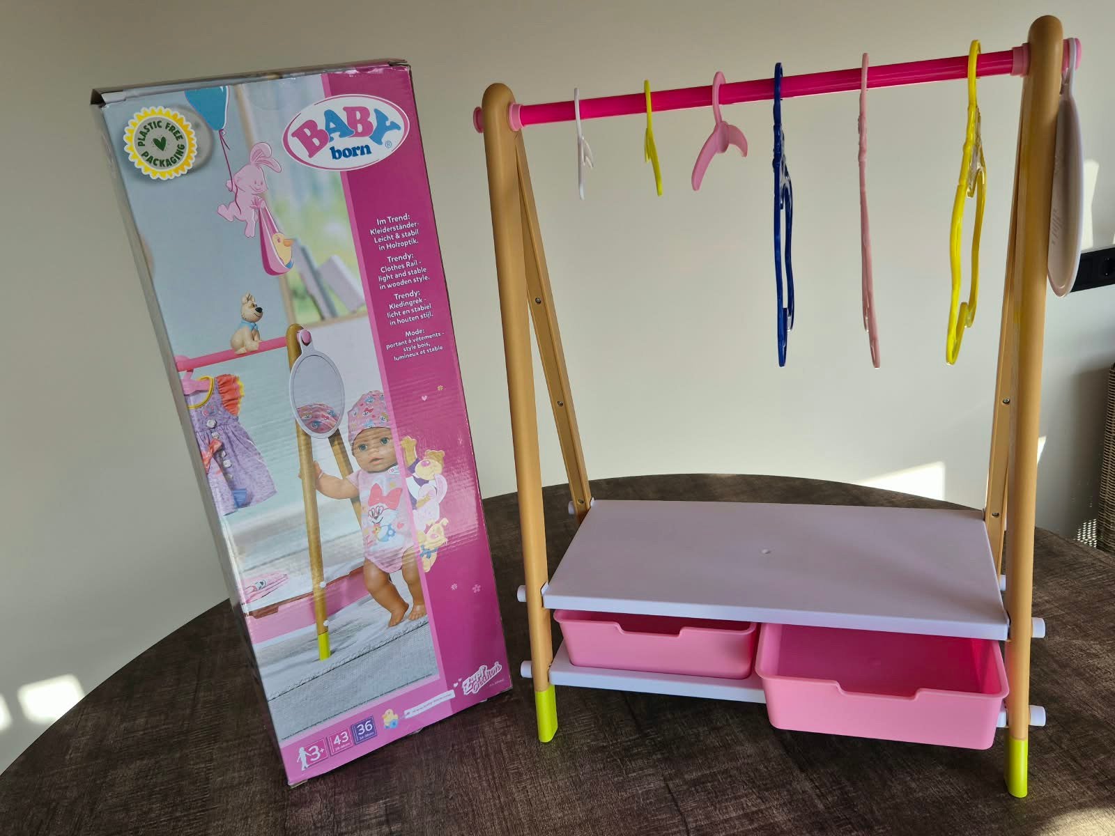 Babyborn kledingrek, Kinderen en Baby's, Ophalen of Verzenden, Zo goed als nieuw, Babypop