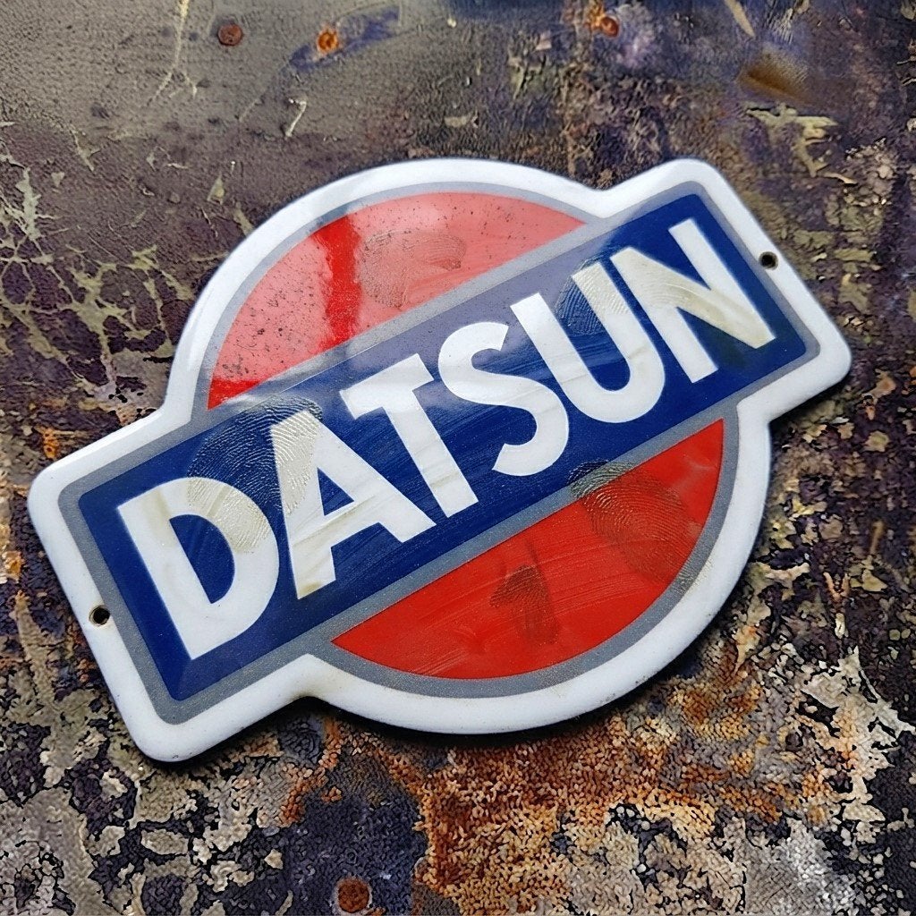 Emaille Reclamebord DATSUN Nissan Garage Dealer Vintage Bord, Verzenden, Gebruikt, Reclamebord