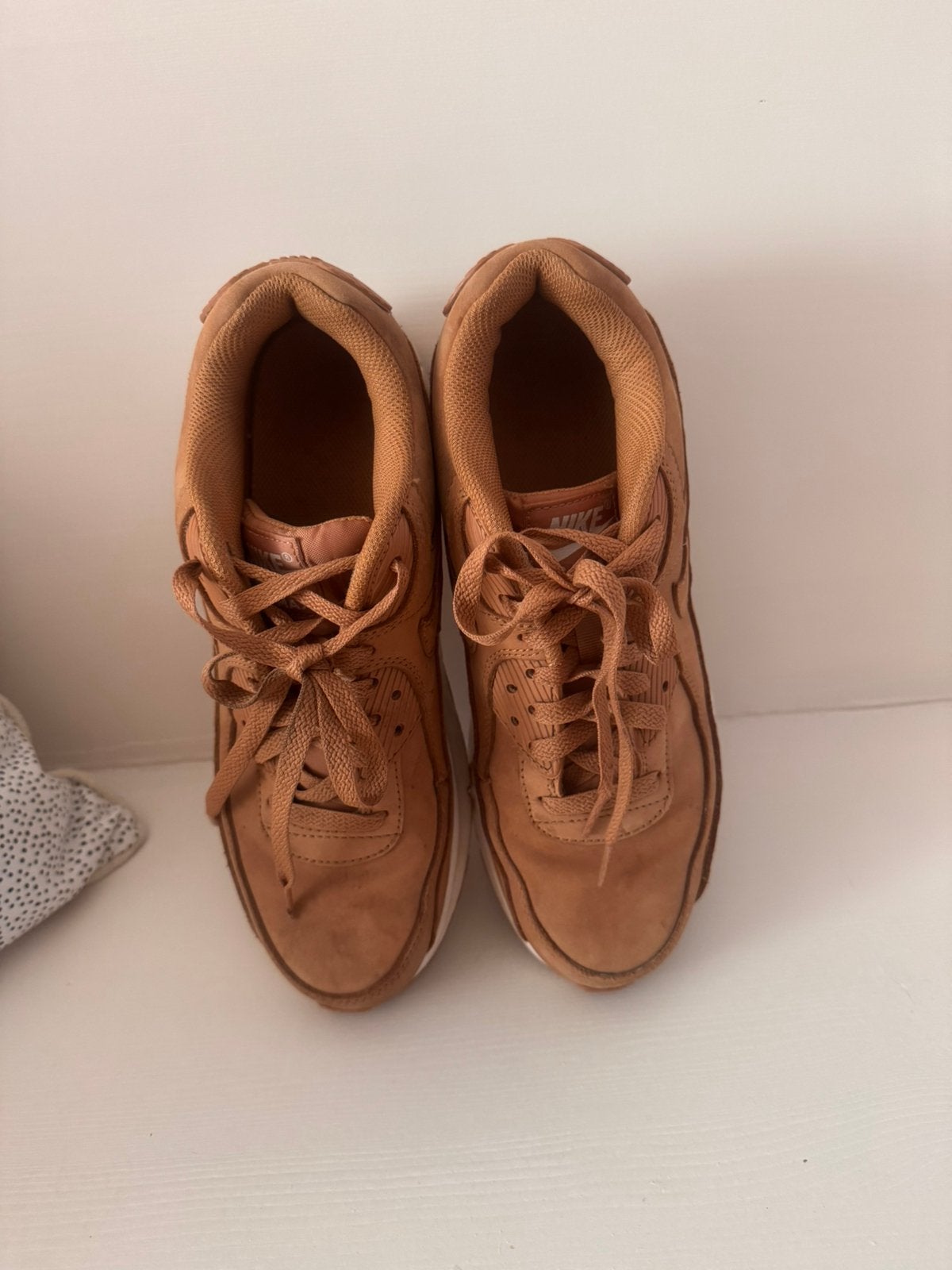 NIKE Air Max 90 Premium flax/sail unisex sneakers maat 40, Sport en Fitness, Loopsport en Atletiek, Ophalen of Verzenden, Zo goed als nieuw