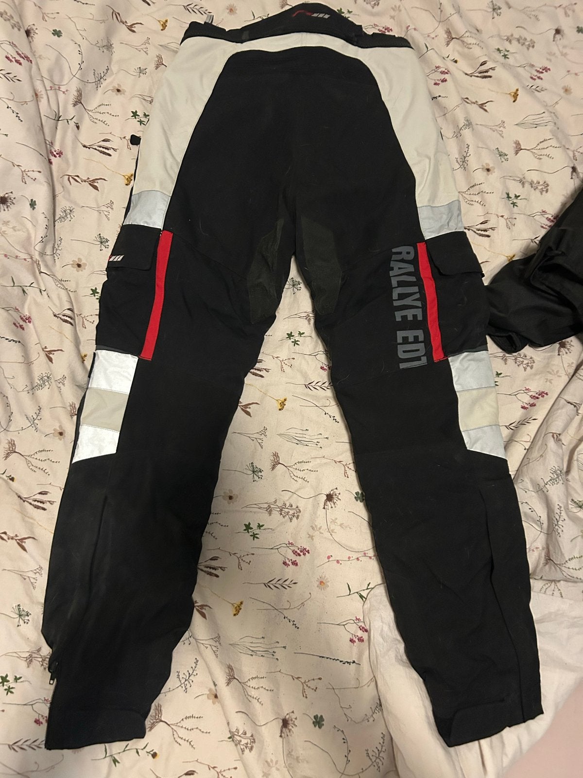 Motorpak (jas en broek) - ongebruikt, moet gewassen worden, Motoren, Kleding | Motorkleding, Ophalen, Nieuw zonder kaartje, Combipak