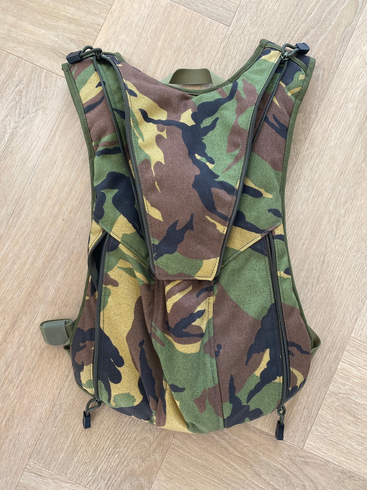 Camelbak rugzak woodland leger defensie backpack outdoor, Ophalen of Verzenden, Landmacht, Nederland, Overige typen
