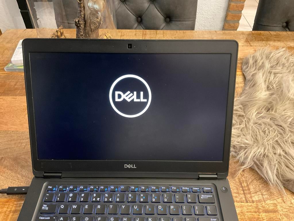 Dell i5 generatie 8, Computers en Software, Windows Laptops, Zo goed als nieuw, 14 inch, 2 tot 3 Ghz, Ophalen of Verzenden