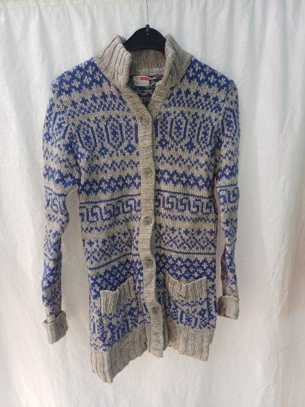 Leuk lang blauw-grijs gebreid vest mt 140 merk Name It, Meisje, ., Trui of Vest, Ophalen of Verzenden