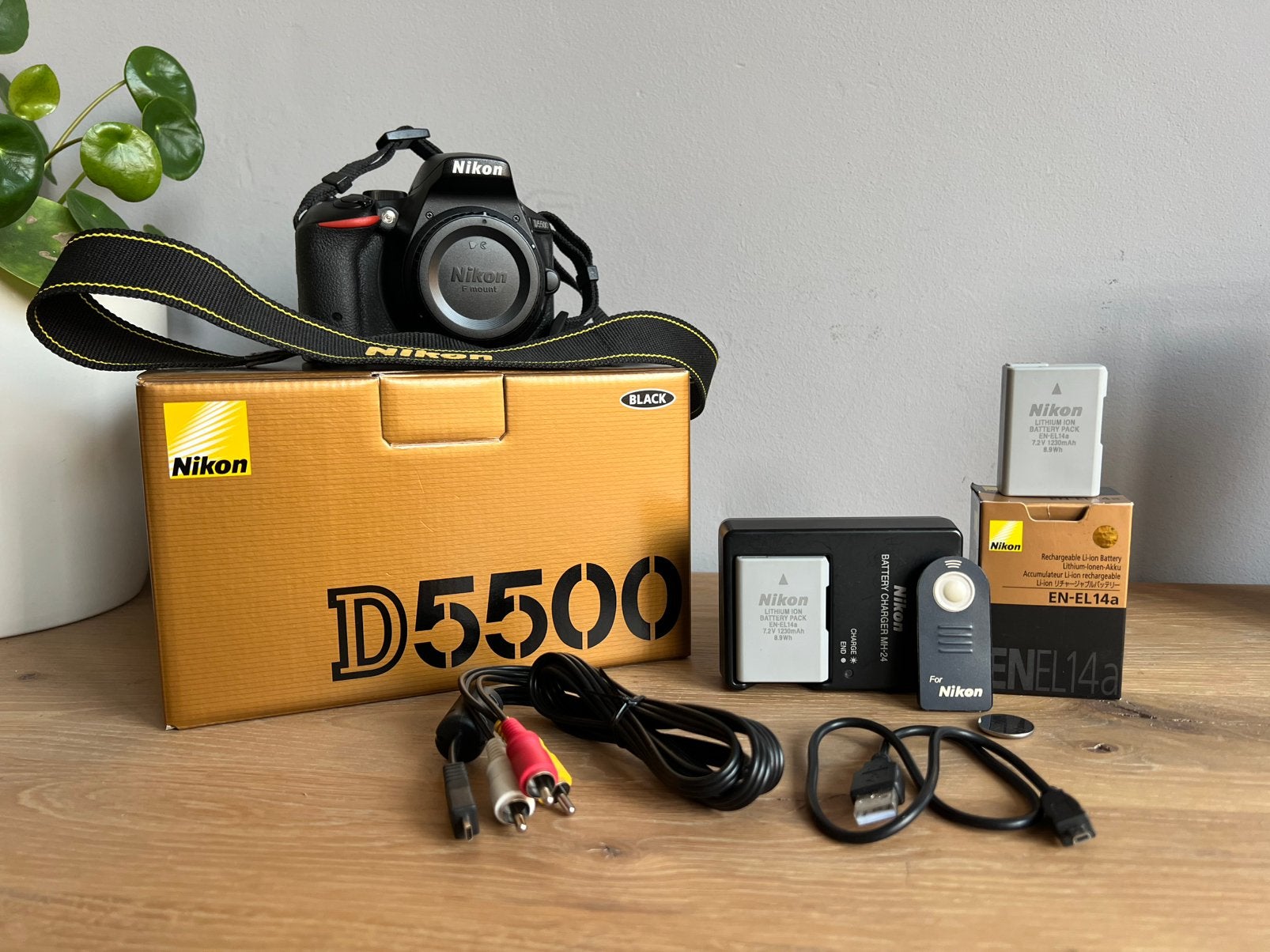 Nikon D5500 body | compleet, Audio, Tv en Foto, Fotocamera's Digitaal, Ophalen, Gebruikt, Spiegelreflex, WiFi