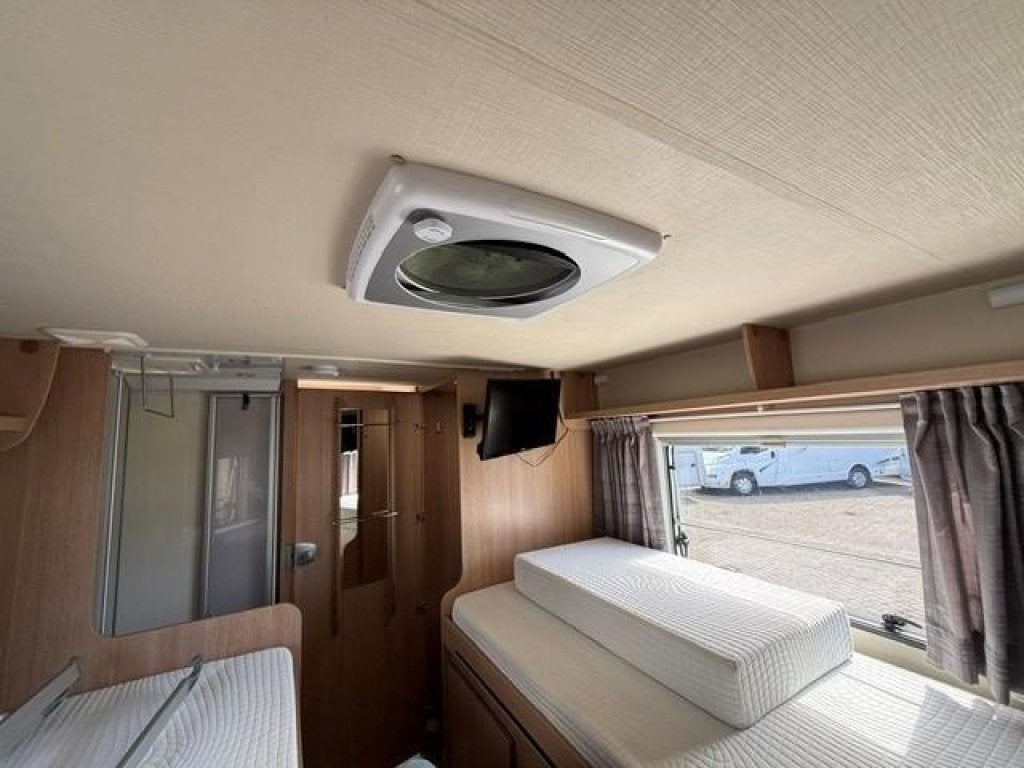 Foto 10 van Sunlight T 68 4 Personen