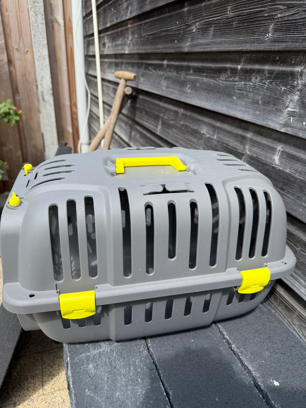 Dierentransportbox, Ophalen, Zo goed als nieuw