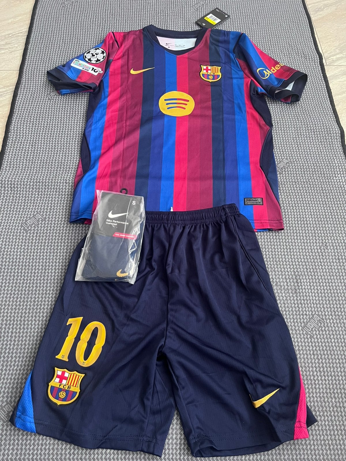 FC Barcelona Volledige Set 26/27 Maat 147-152, Maat XS of kleiner, Verzenden, Nieuw, Set