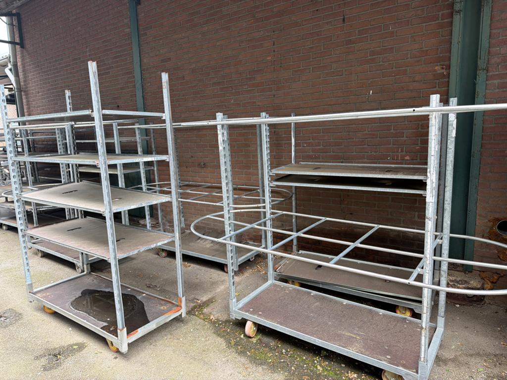 Deense karren 10 stuks met 6 grote ringen voor hangpotten, Ophalen