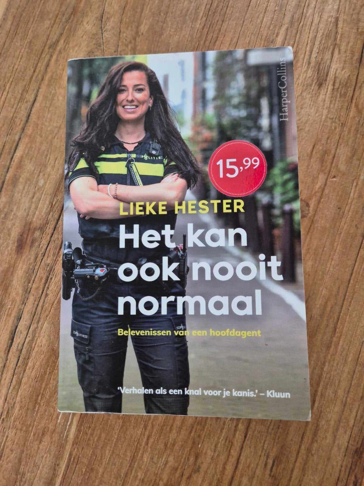 Lieke Hester - Het kan ook nooit normaal, Ophalen of Verzenden, Gelezen, Lieke Hester