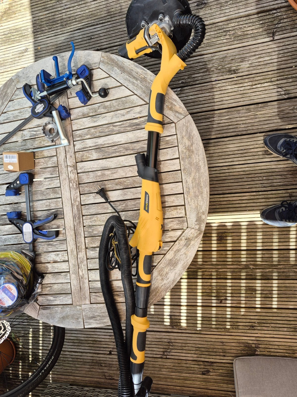 Powerplus POWX0471 Drywall Sander - Wandschuurmachine, Ophalen of Verzenden, Zo goed als nieuw, 600 tot 1200 watt, Overige typen