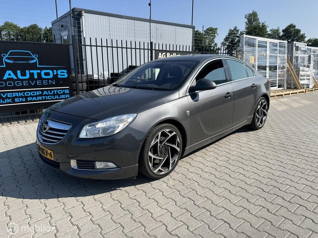 Opel Insignia 2.0 CDTI Sport MOTOR not good, Auto's, Opel, Euro 5, 4 cilinders, Parkeersensor, 160 pk