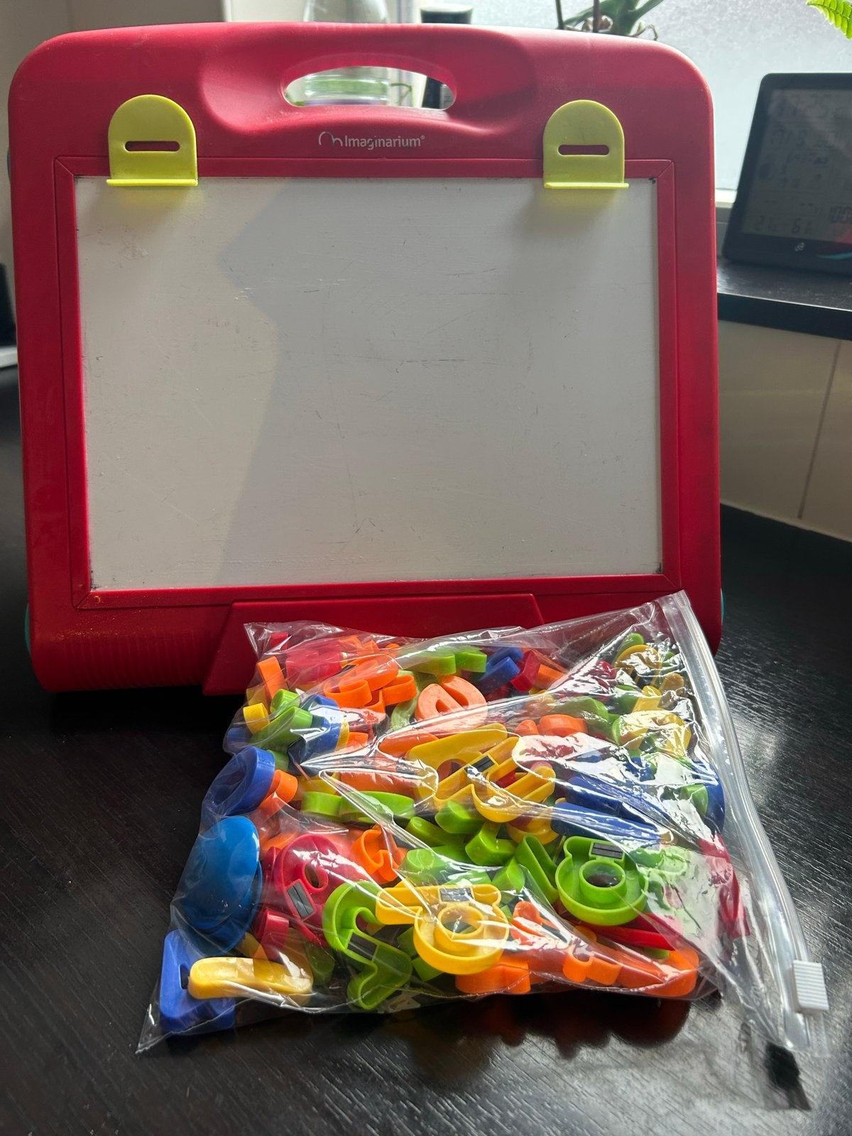 Imaginarium Tekenbord met Magnetische Letters en Cijfers, Ophalen of Verzenden, Gebruikt, Knutselen