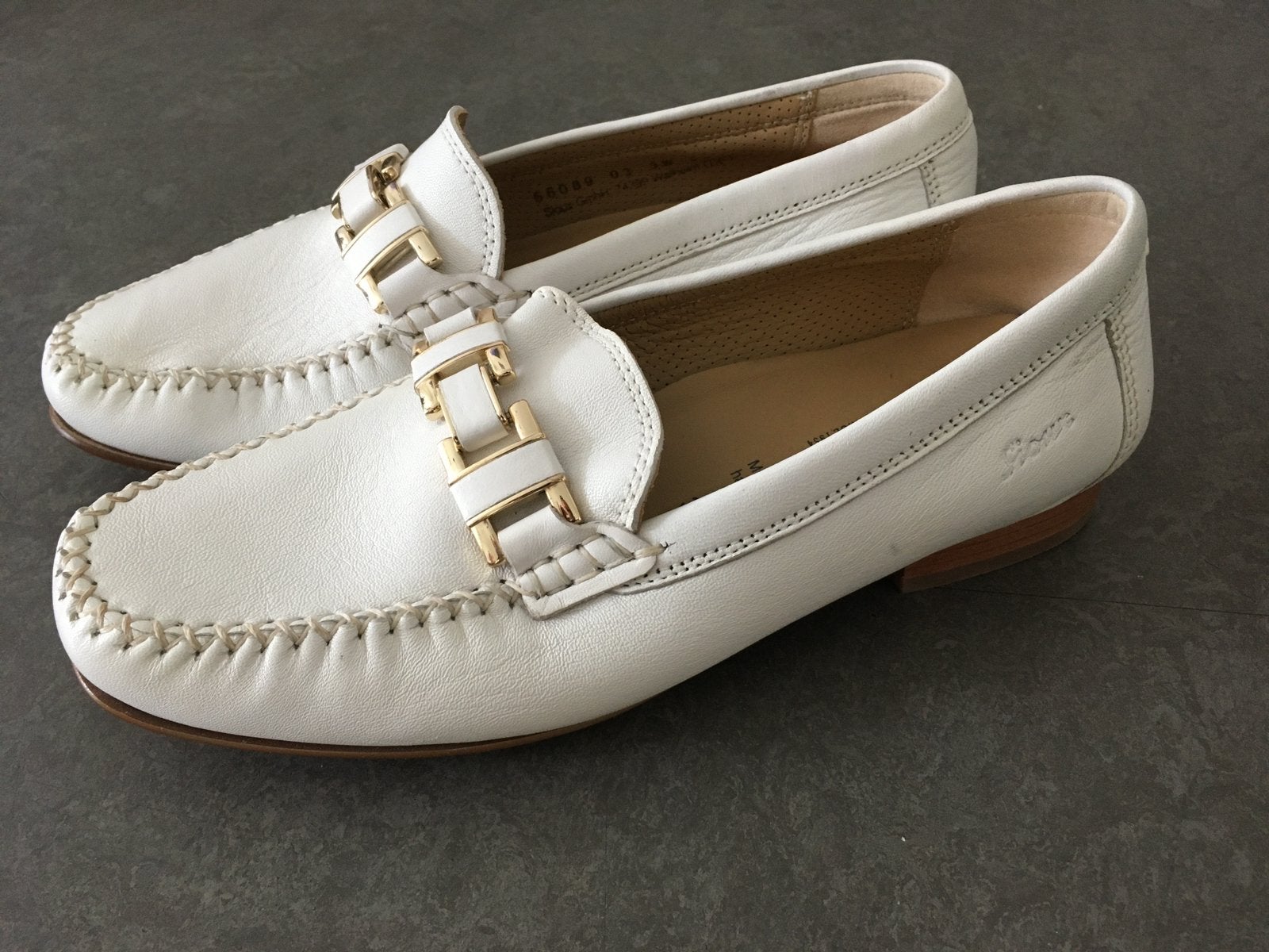 Sioux Mocassins, Kleding | Dames, Schoenen, Wit, Ophalen of Verzenden, Zo goed als nieuw, Espadrilles of Moccasins