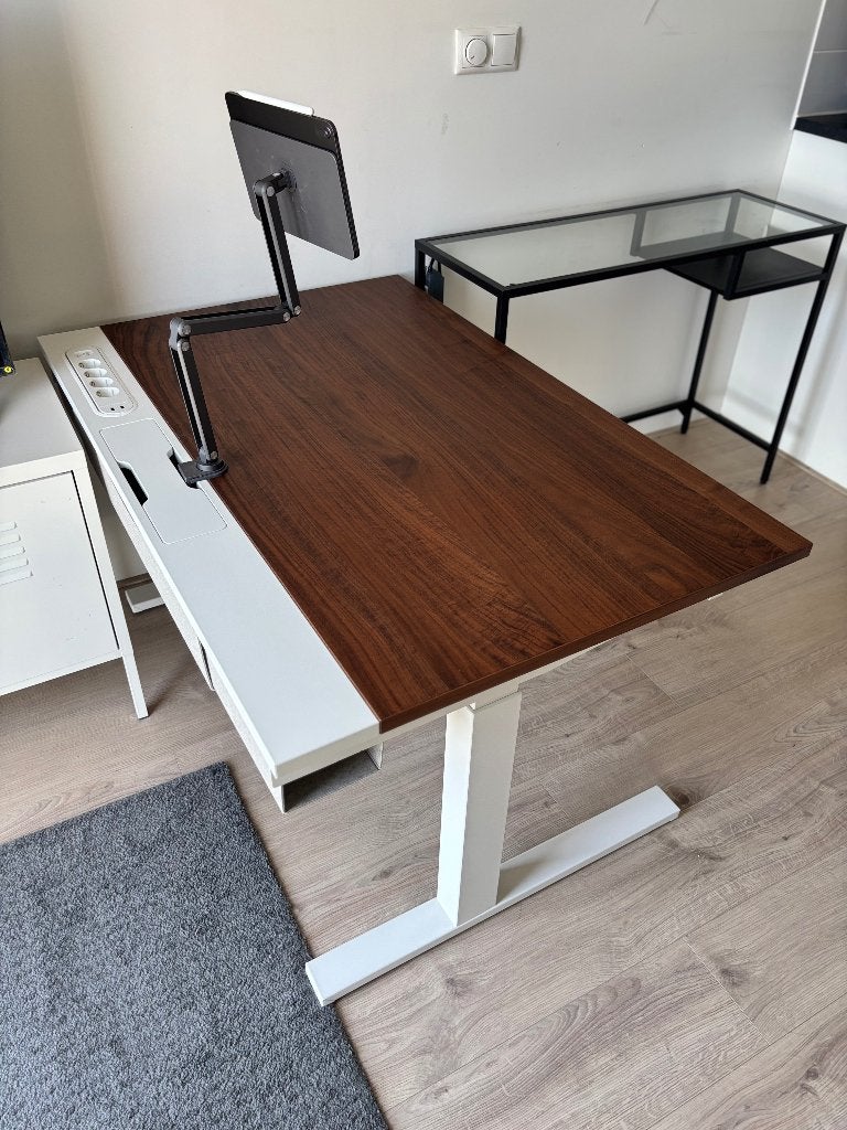 IKEA MITTZON Bureau zit/sta elektrisch electric desk, Ophalen, Zit-sta bureau, 120 cm, Hout
