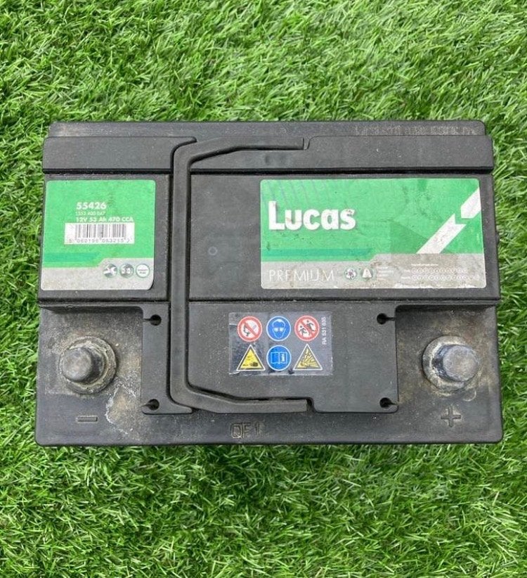 Lucas Premium Auto Accu 12V 52Ah 470 CCA (Gebruikt), Ophalen, Gebruikt