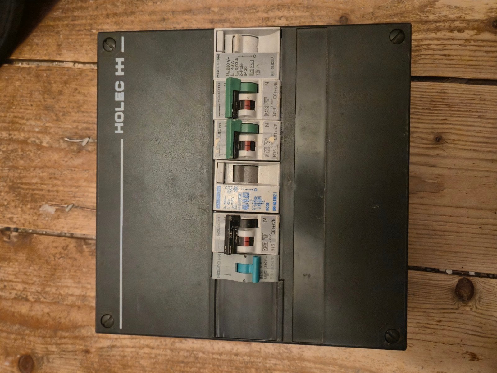 1 face groepenkastjes Holec te koop 2 stuks, Ophalen of Verzenden, Gebruikt, Groepenkast