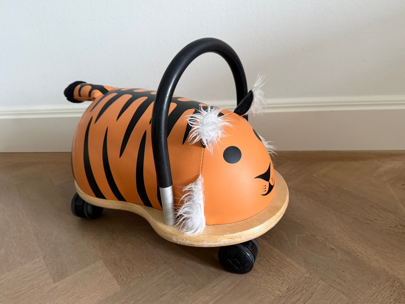 Wheelybug tijger, Kinderen en Baby's, Ophalen, Gebruikt, Rij- of Hobbelspeelgoed