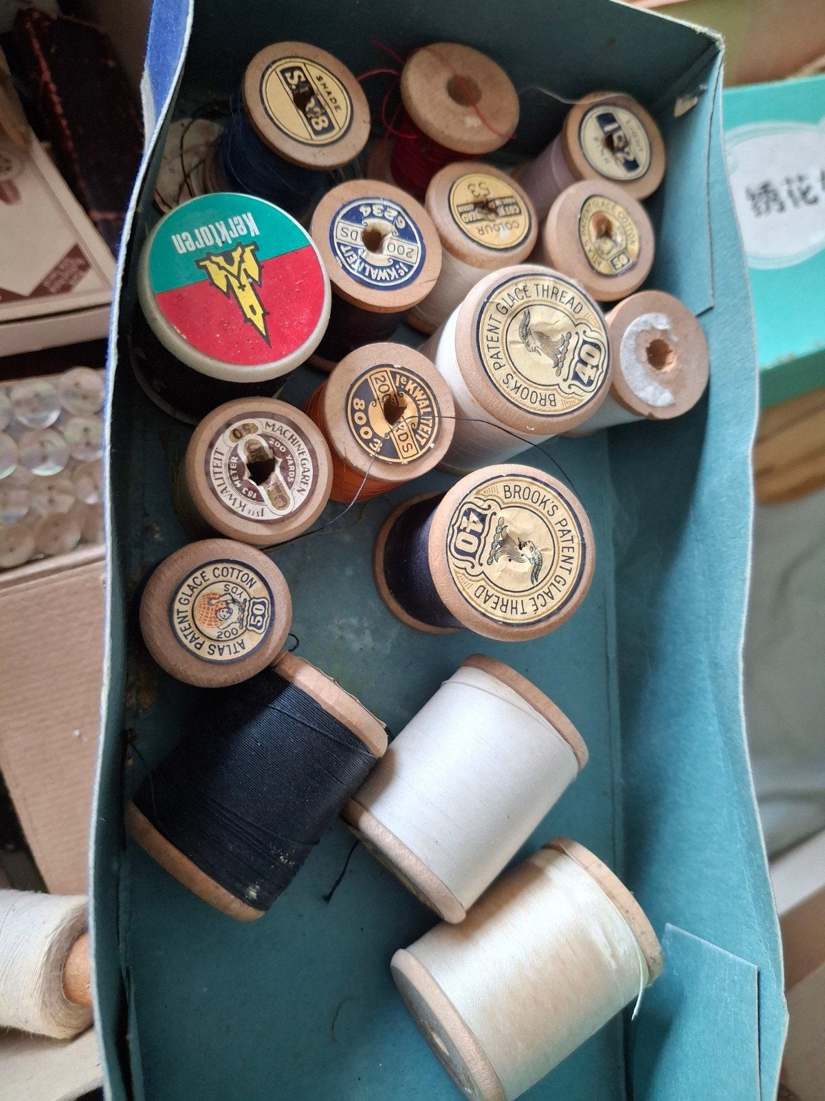 houten klosjes met garen., Antiek en Kunst, Ophalen of Verzenden