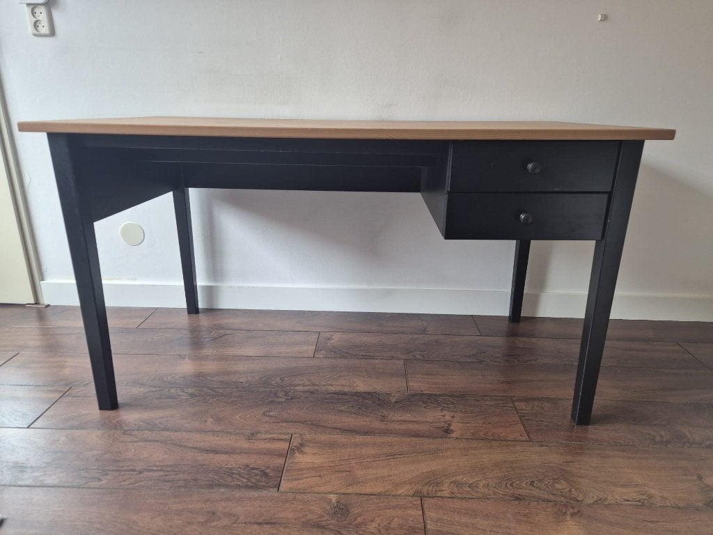 IKEA Arkelstorp bureau – 140 cm breed, Huis en Inrichting, Bureaus, Zwart, Gebruikt, Scandinavisch, Hout