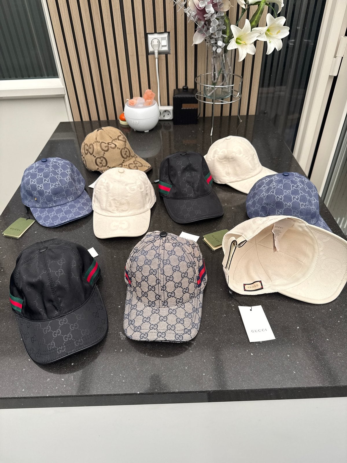 Gucci petten - Diverse kleuren en maten, Kleding | Dames, Hoeden en Petten, Ophalen of Verzenden, Nieuw, One size fits all, Pet