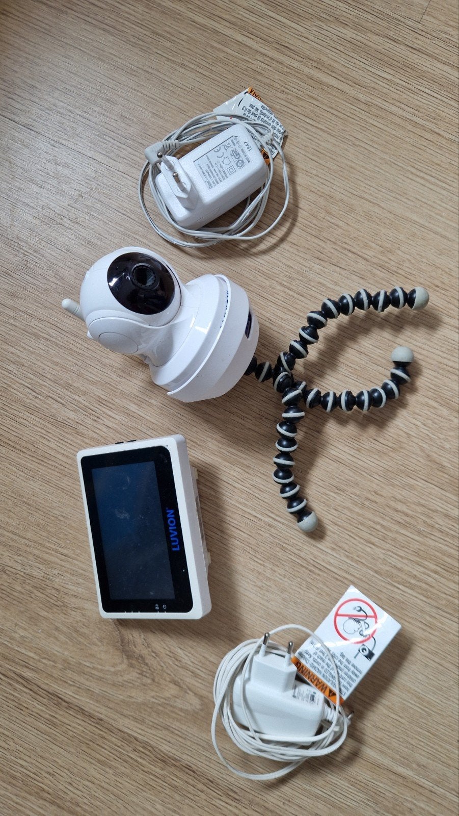 Luvion Wireless Video Baby Monitor met Camera en Statief, Ophalen of Verzenden, Gebruikt, 100 tot 250 meter, Camera
