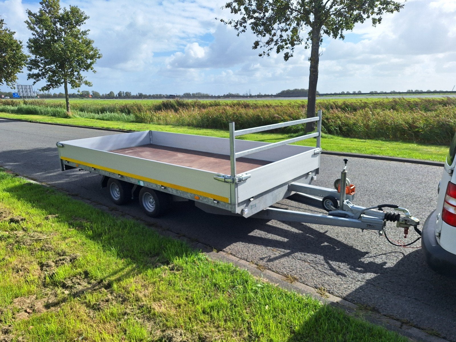 Eduard multitransporter 2700kilo, Ophalen, Zo goed als nieuw