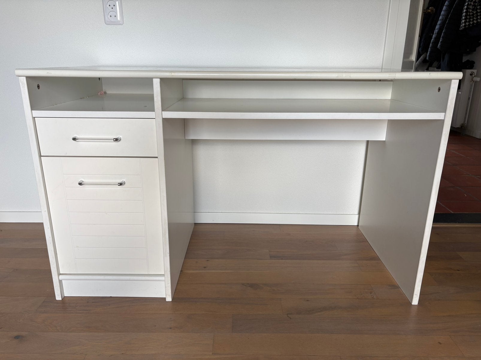 Kinderbureau, Ophalen, Gebruikt, Hout, Kinderbureau
