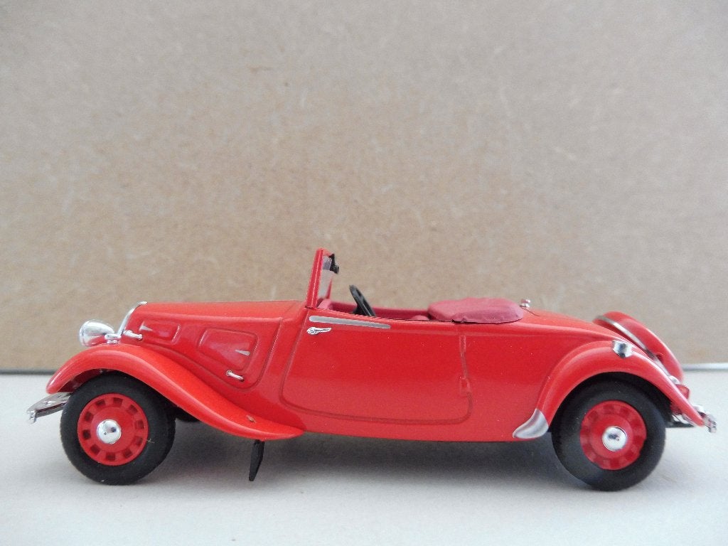 Citroen Traction, Slough, cabrio 1938, Hobby en Vrije tijd, Ophalen of Verzenden, Zo goed als nieuw, Auto, Universal Hobbies