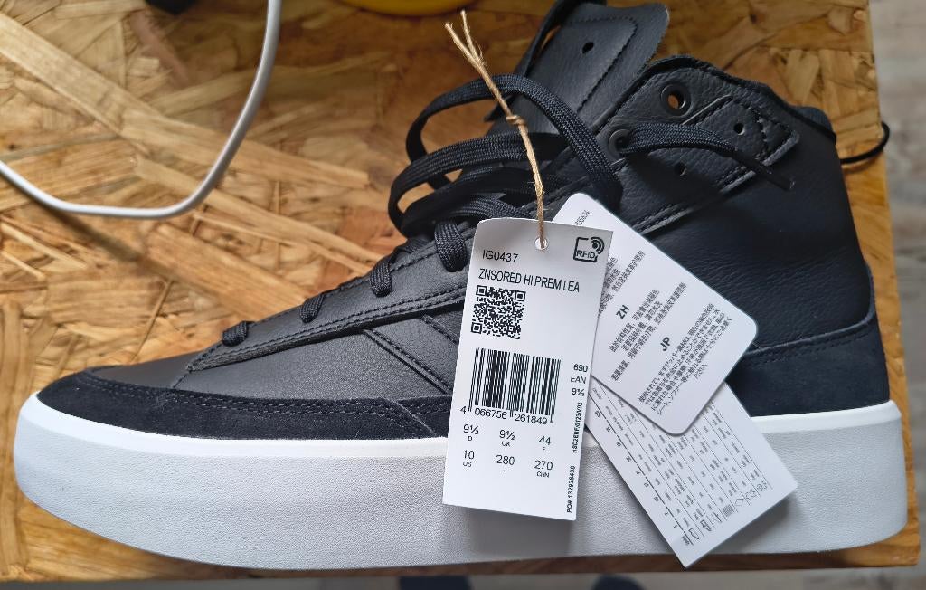 Adidas ZNSORED HI Shoes Pure Black - 44 - nieuw in doos!, Zwart, Nieuw, Ophalen of Verzenden, Sneakers of Gympen