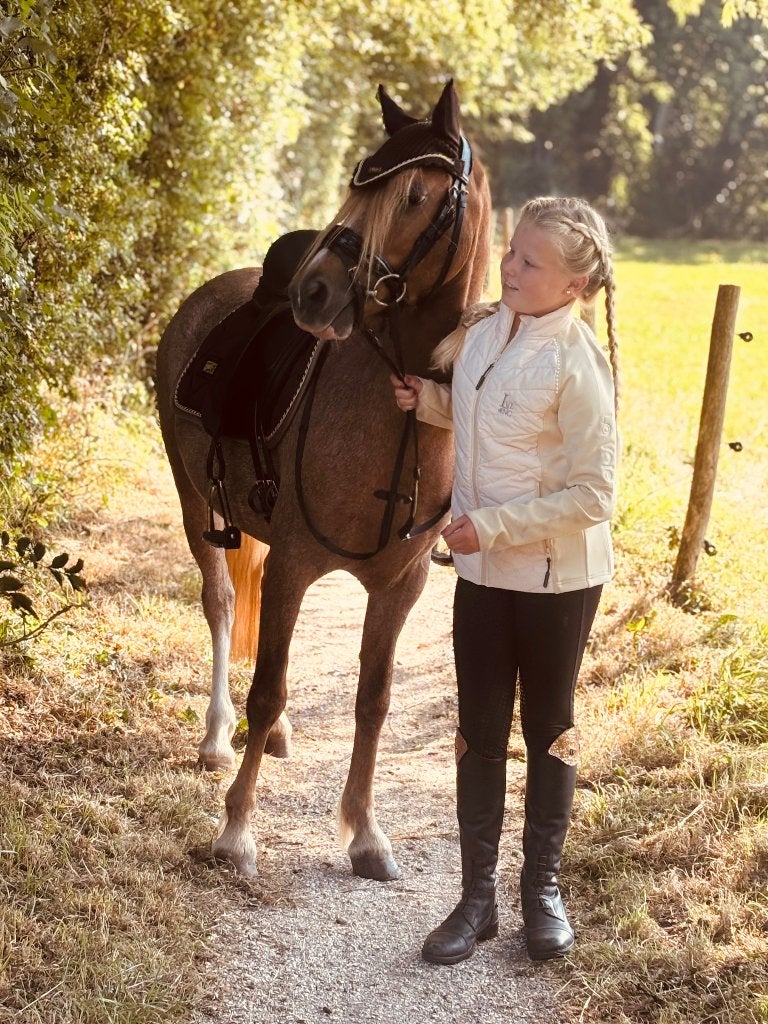 Gouden B pony, Dieren en Toebehoren, Pony's, Merrie, 3 tot 6 jaar, B pony (1.17m tot 1.27m), Recreatiepony
