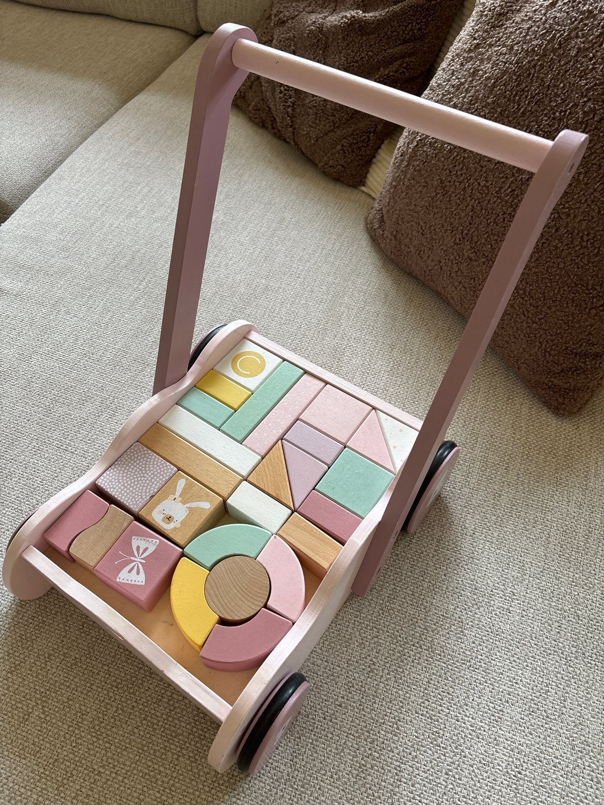 Houten loopwagen met blokken - Little Dutch, Kinderen en Baby's, Speelgoed | Houten speelgoed, Ophalen, Zo goed als nieuw, Duw- of Trekspeelgoed