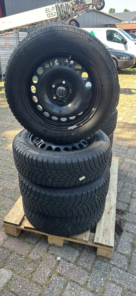 Opel stalen velgenset 205/60r16, Ophalen
