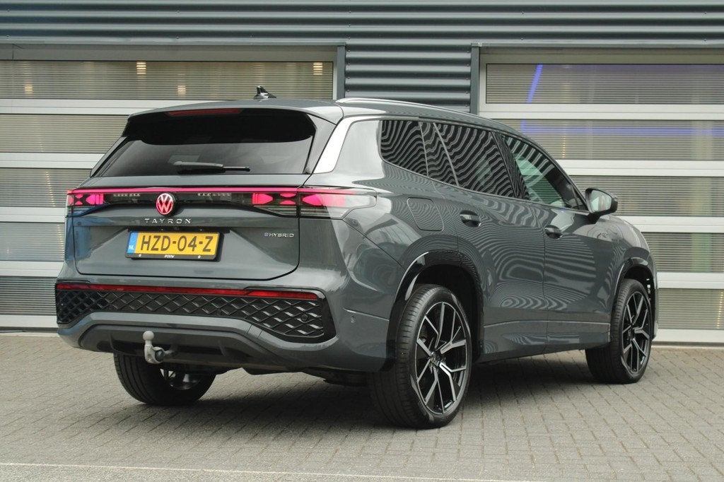 Volkswagen Tayron 1.5 eHybrid 204pk R-Line Edition | SoH 100, Auto's, Volkswagen, 12 maanden, Stof, 150 min, 26 kWh
