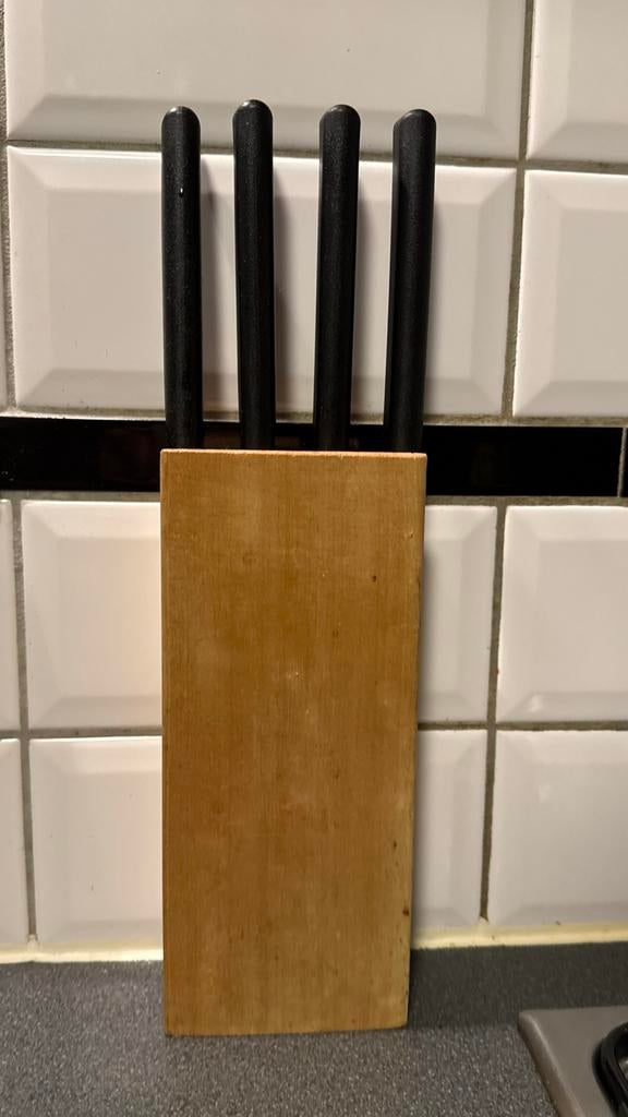 Messenset met houten blok - 4 messen, Ophalen of Verzenden, Gebruikt, Rvs of Chroom, Bestekset