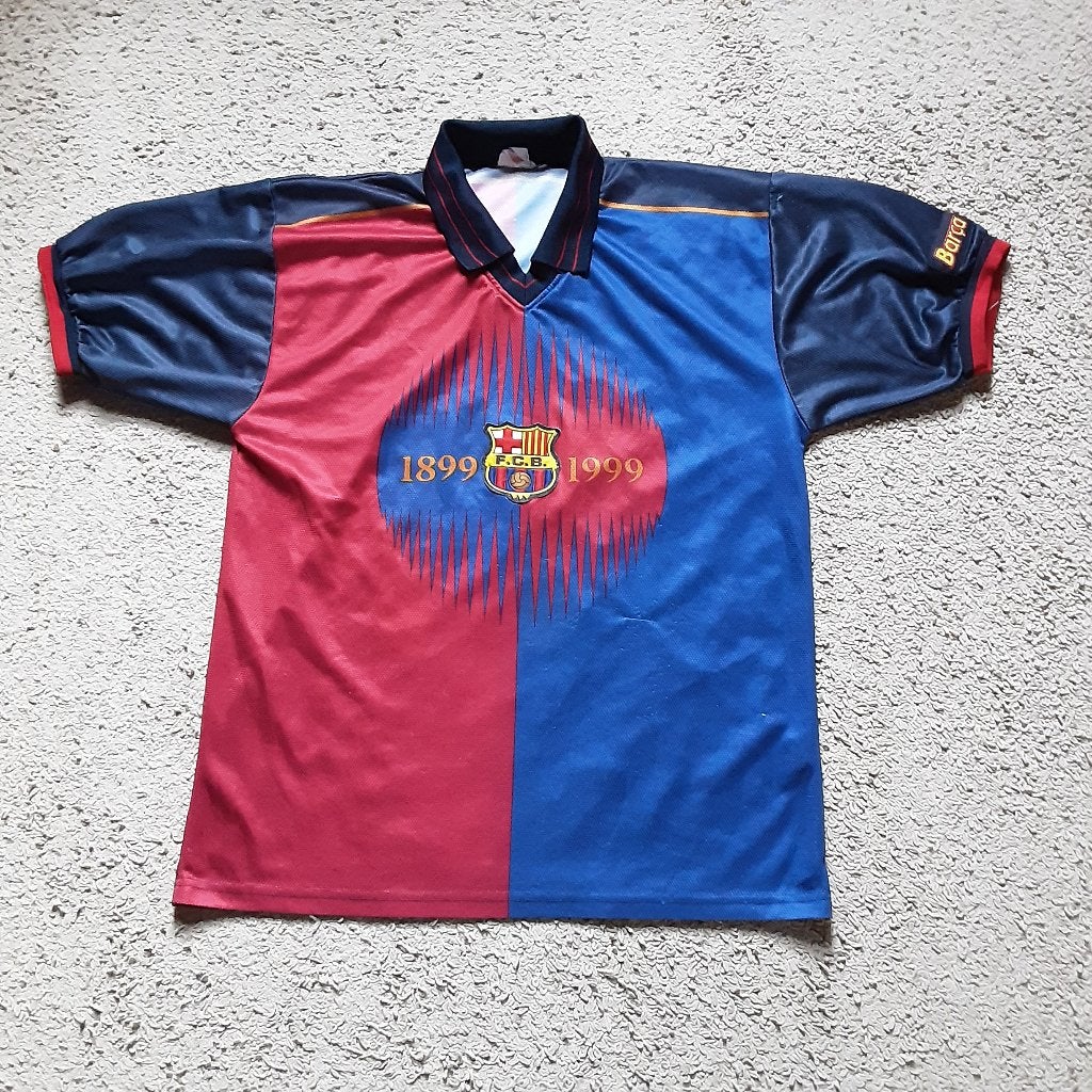 FCB  voetbal shirt, Verzamelen, Sportartikelen en Voetbal, Ophalen of Verzenden, Gebruikt, Buitenlandse clubs, Shirt