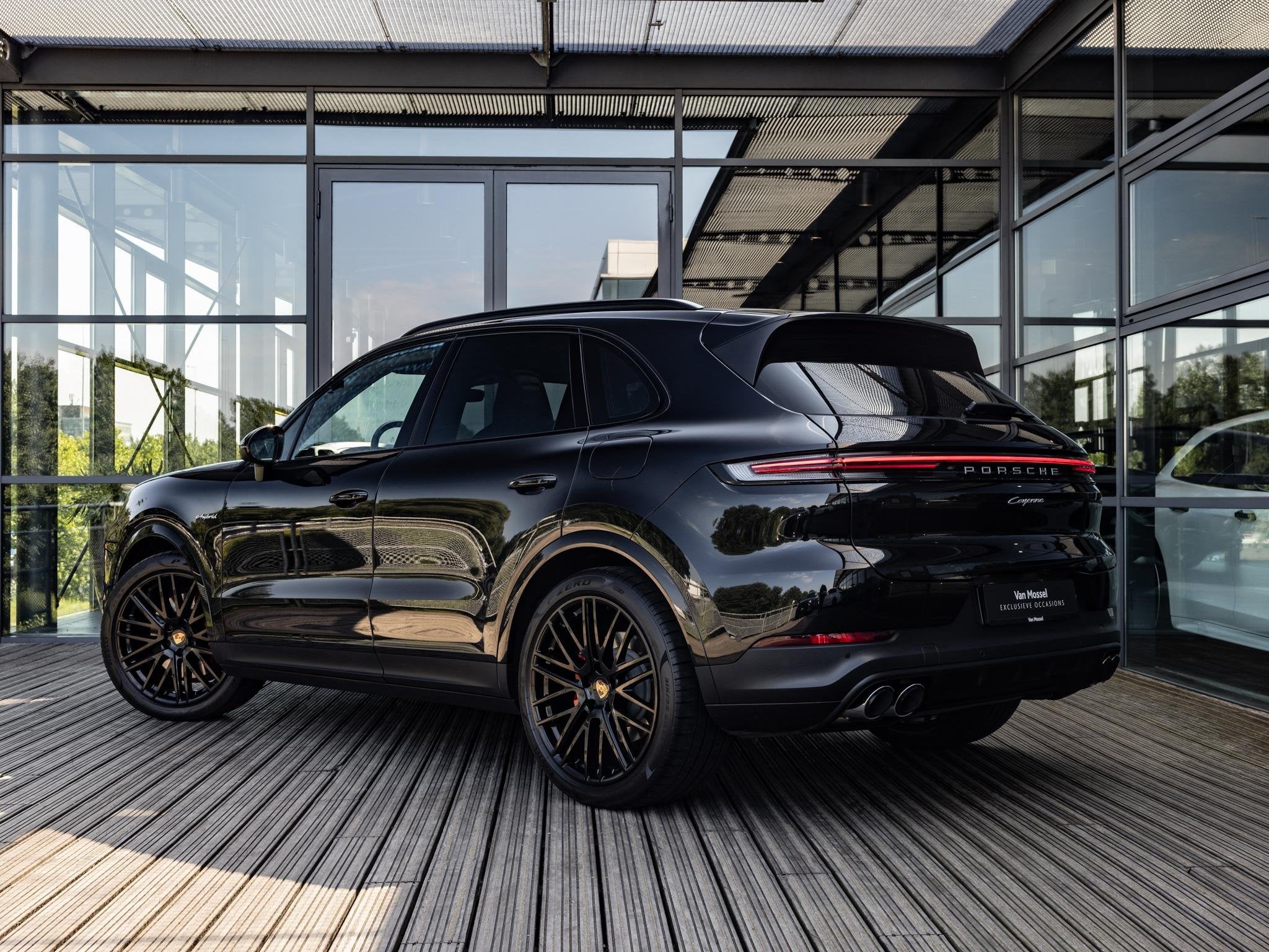 Porsche Cayenne 3.0 E-Hybrid | SPORTCHRONO | SPORTUITLAATEIN, Auto's, Automaat, Gebruikt, 26 kWh, Hybride Elektrisch/Benzine