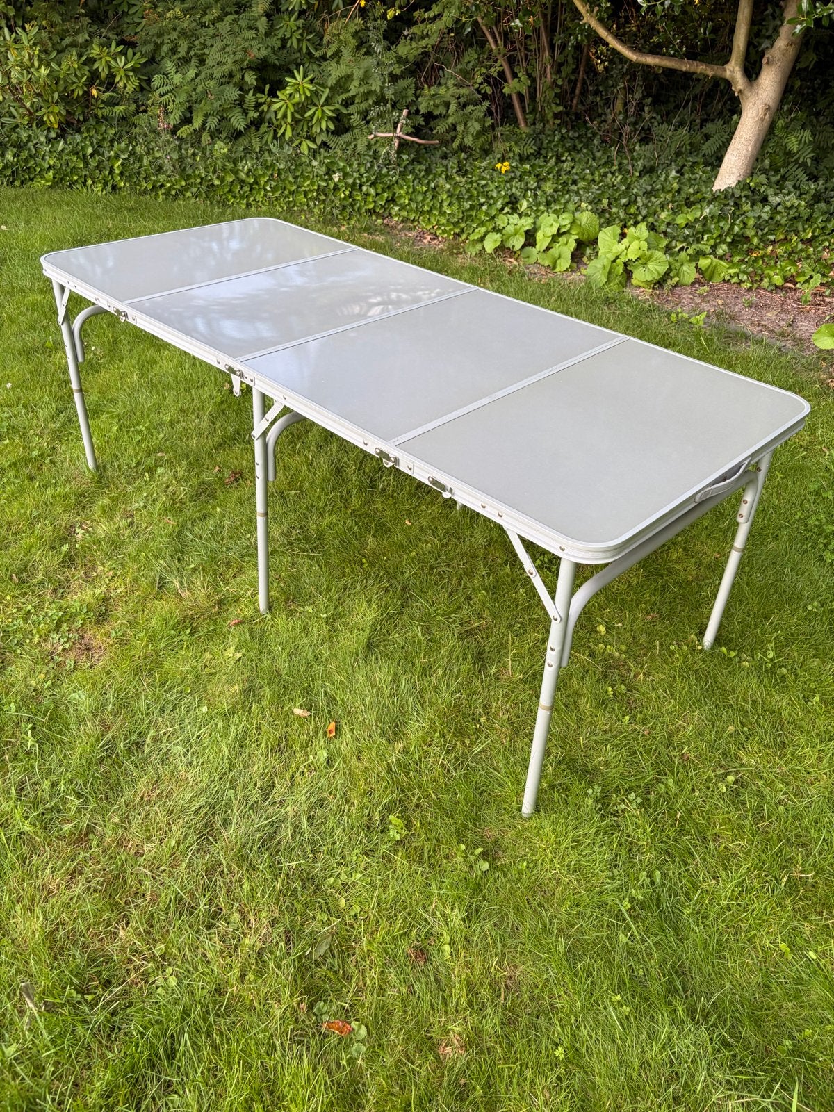 Opvouwbare campingtafel - 4-6 persoons - 179,5 x 76 cm, Ophalen, Gebruikt, Campingtafel