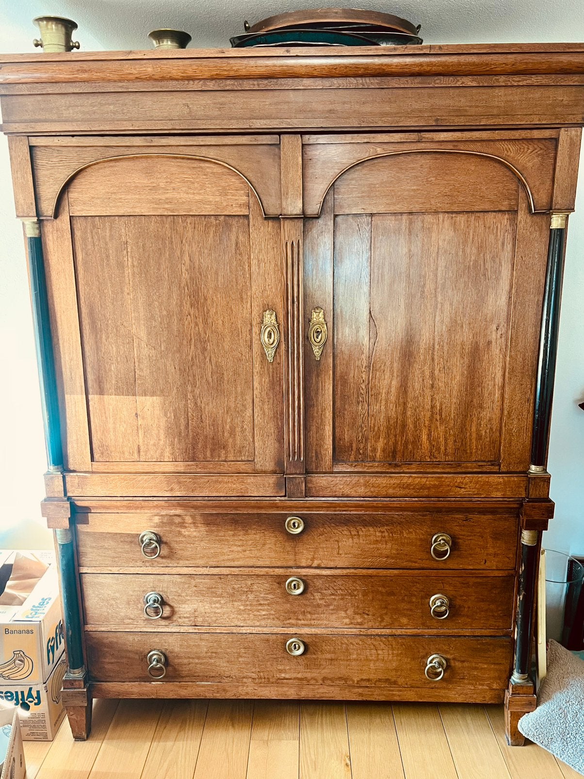Antieke houten kast met lades en opbergruimte, Antiek en Kunst, Antiek | Meubels | Kasten, Ophalen