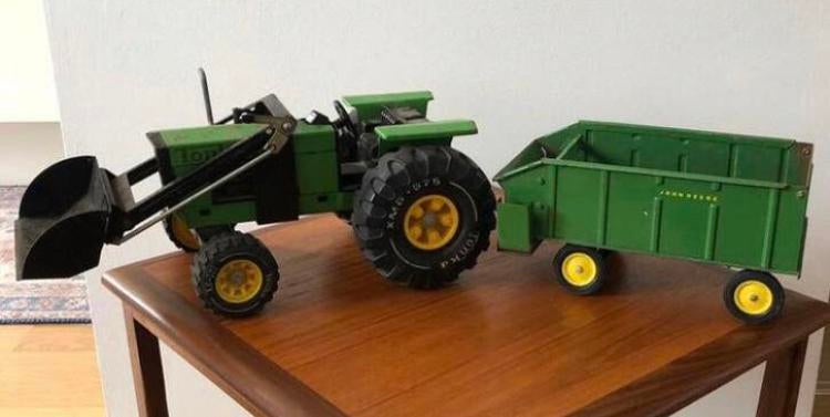 Tonka tractor met aanhangwagen | groot model | jaren 60, Ophalen of Verzenden, Gebruikt, Tractor of Landbouw, Overige merken