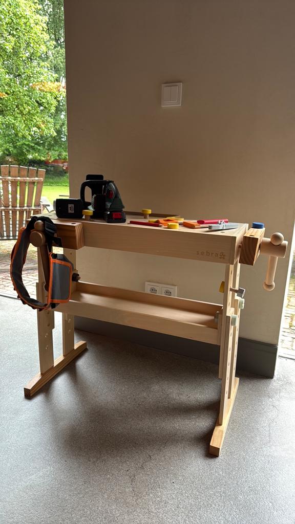 Sebra houten speelgoed werkbank met Bosch gereedschap, Ophalen, Gebruikt, Jongen of Meisje