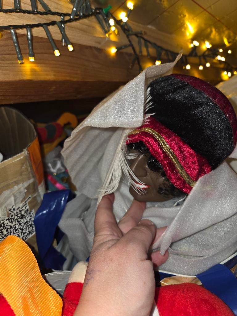 Sinterklaas spullen, Diversen, Ophalen