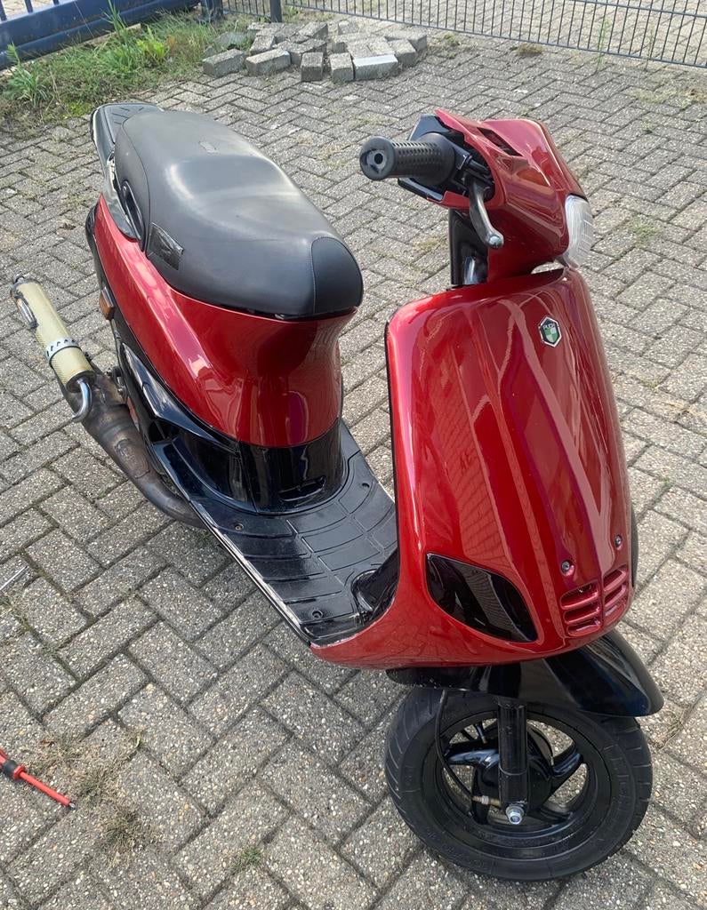 Zip type 3 172cc snor, Fietsen en Brommers, Scooters | Piaggio, Ophalen, Tweetakt, Zip, Zo goed als nieuw