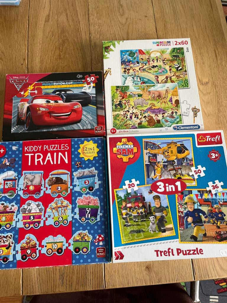 Diverse kinderpuzzels: Cars, Trein, Brandweerman Sam, Dieren, Ophalen, Meer dan 50 stukjes, Zo goed als nieuw, 4 tot 6 jaar
