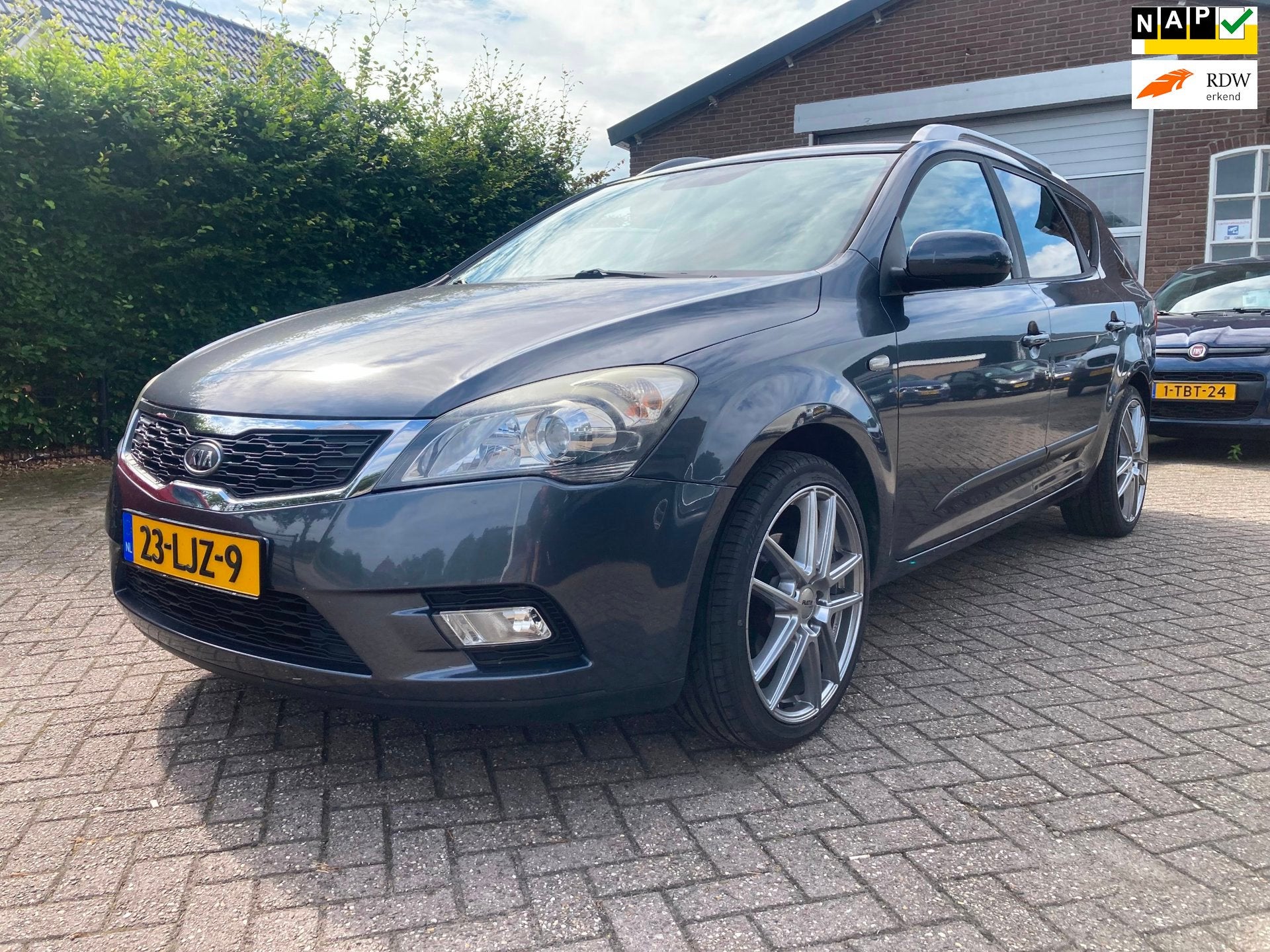 Kia Cee'd 1.4 CVVT X-ecutive Bj 2010, Airco inruil is mogeij, Auto's, Voorwielaandrijving, Euro 5, Stof, Gebruikt