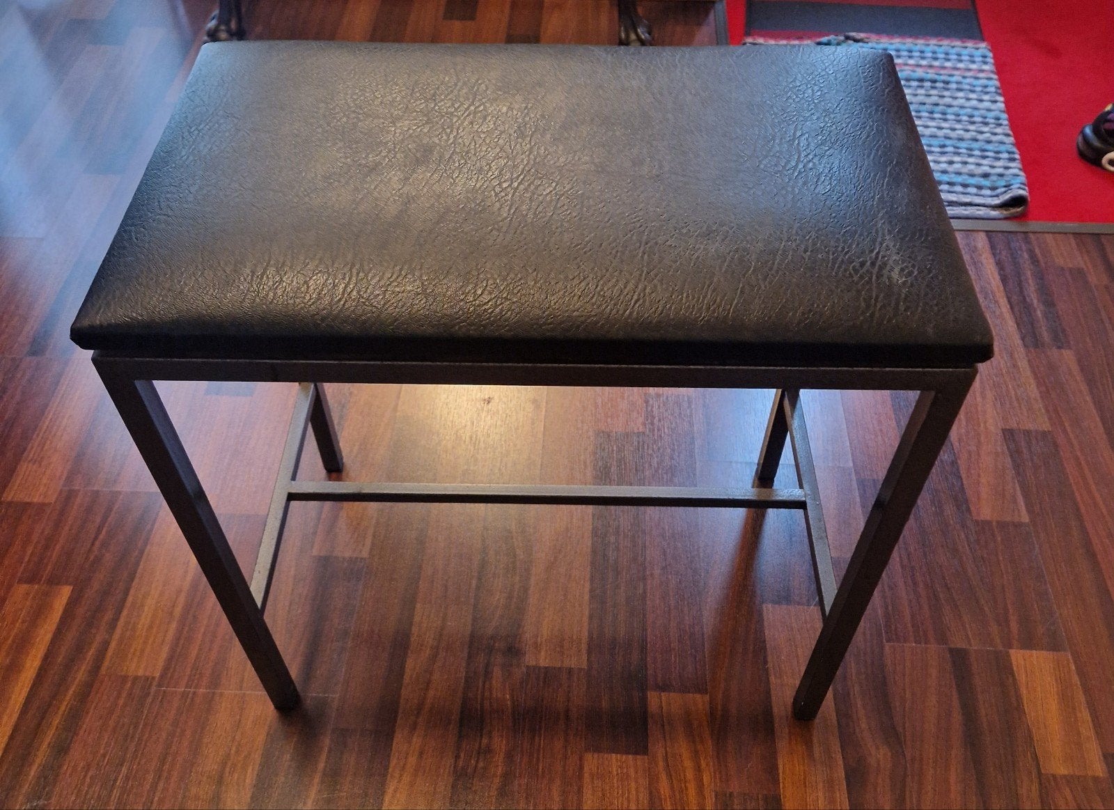 Vintage pianokruk met zwart kunstleren zitting, Ophalen, Gebruikt