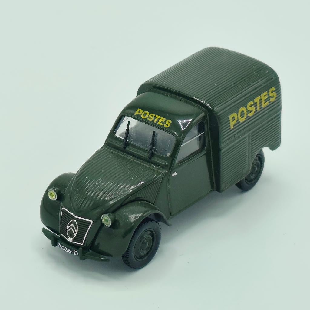 Citroën 2CV AZU besteleend schaal 1/43 Donkergroen Postes, Hobby en Vrije tijd, Modelauto's | 1:43, Ophalen of Verzenden, Zo goed als nieuw