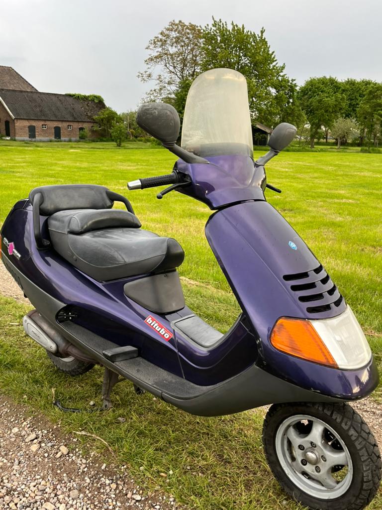 Piaggio Hexagon 150cc 2Takt, Ophalen